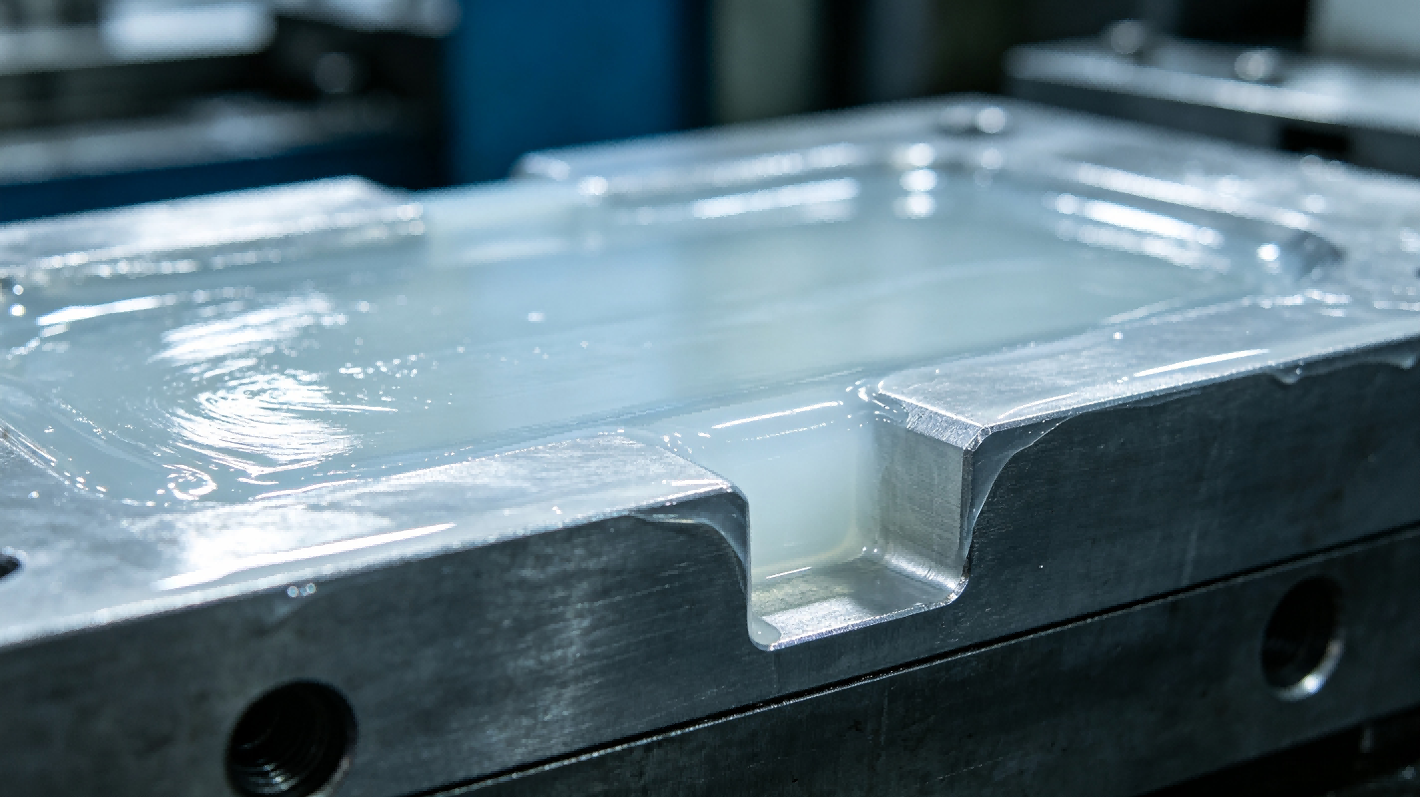 Can SE‑7009 Water‑Based Release Agent Boost Efficiency for Metal Forming Production?